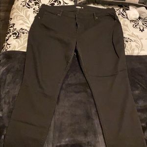 Old Navy Curvy Skinny Jeans Black size 18
